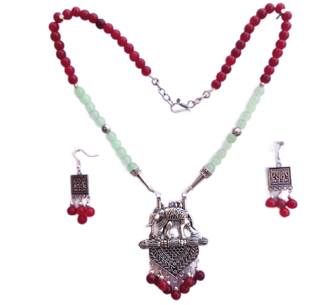 Maroon & Green Pendant Set