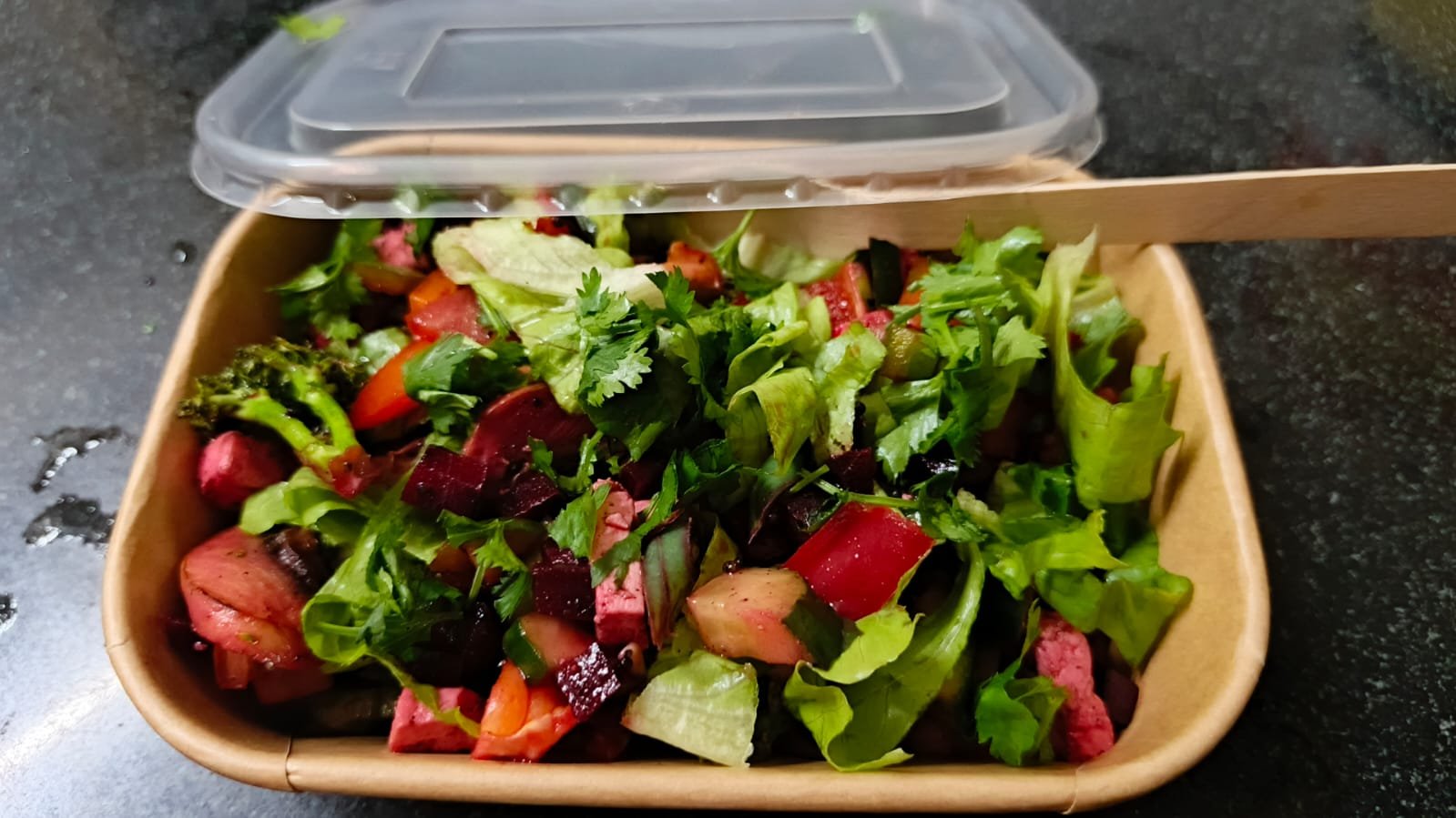 Vishu’s Bhar Pet Salad